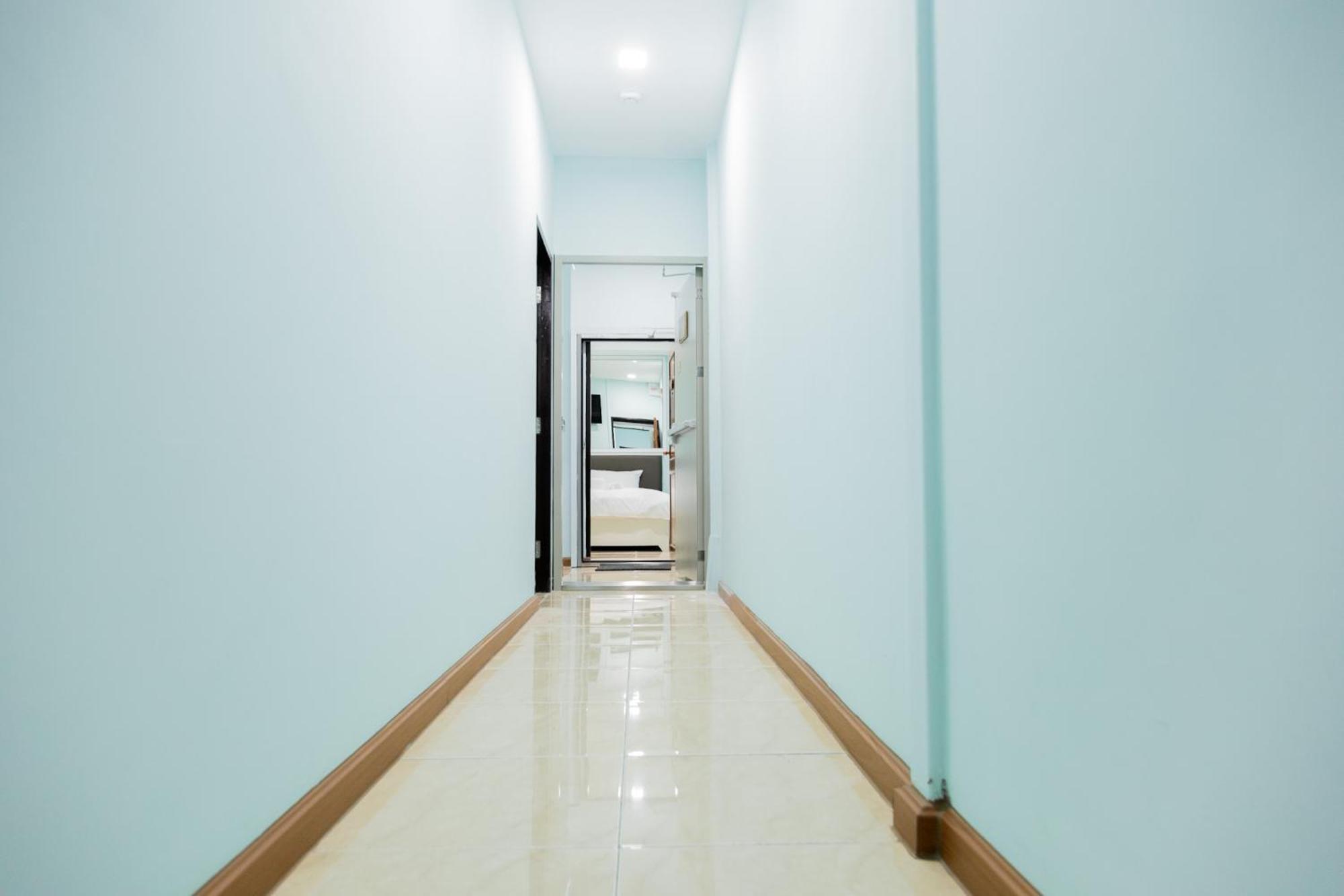 Cozy Stay Inn 曼谷 外观 照片